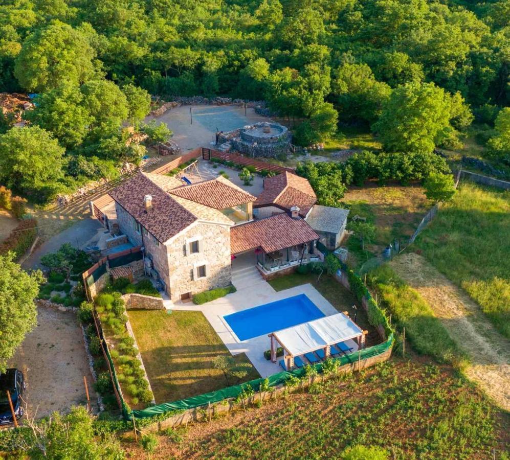 Villa Campiello Heated Pool Vrbnik  Exterior photo